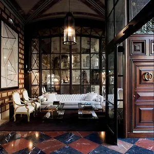 https://cotton-house-hotel-autograph-collection.catalonia-hotels.com